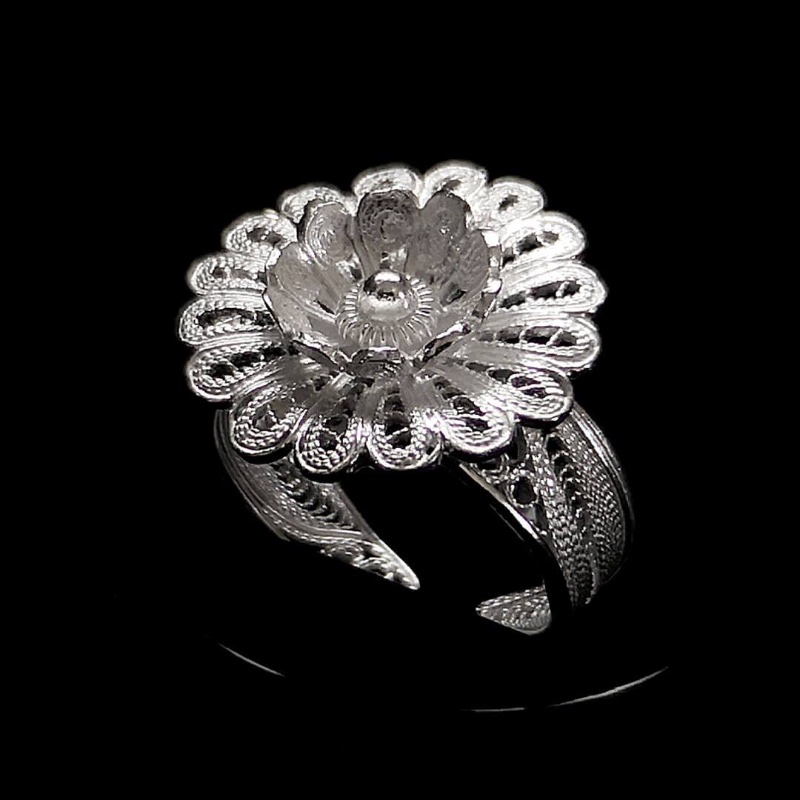 filigree ring