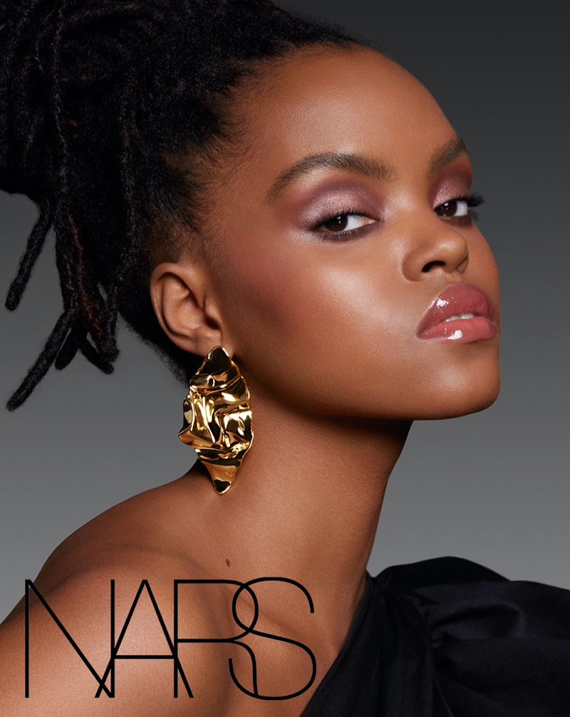 Mari Taylor fronts NARS Cosmetics Holiday 2022 collection.