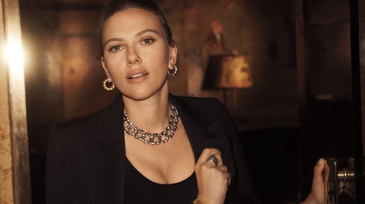 Scarlett Johansson Has a Glam Holiday With David Yurman