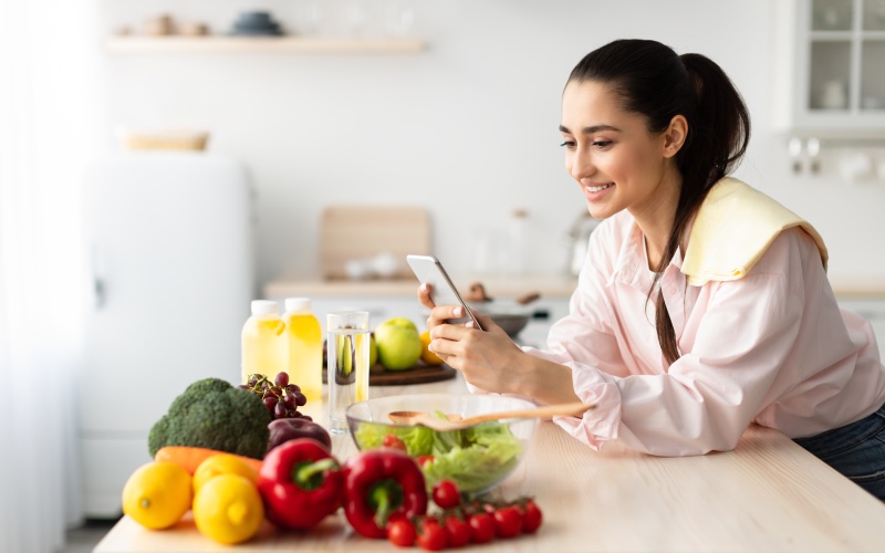 woman cooking healthy