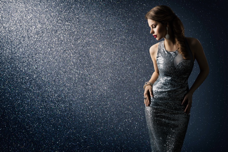 This winter, don't let the chilly weather keep you from turning heads in a seductive evening gown! No of the season, evening gowns are appropriate thanks to their luxurious velvets, glistening sequins, and exquisite lace. Additionally, classic hues like black, royal blue, and blazing red are timeless choices.