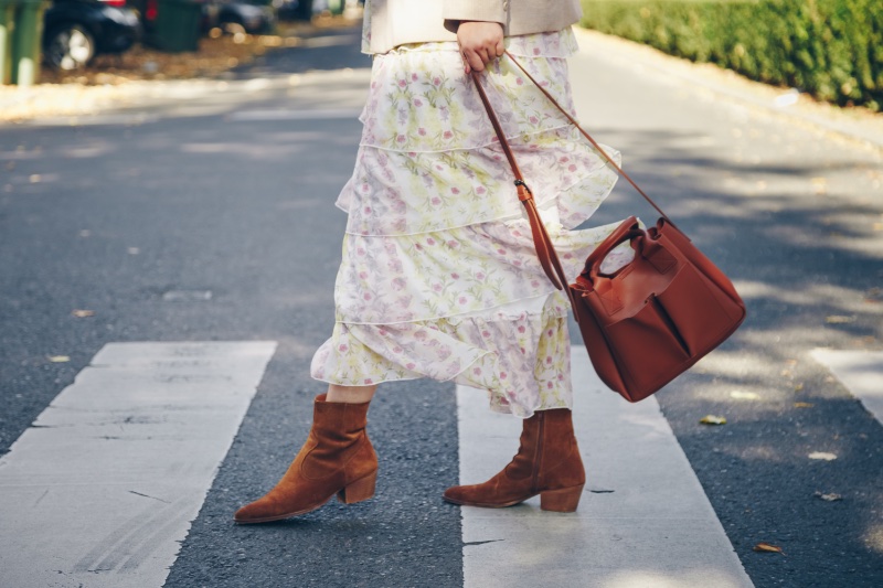 Brown Purse Pockets Woman