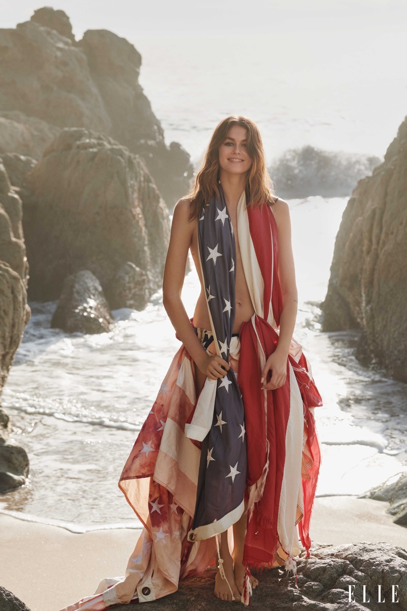 Kaia Gerber wears American flag Vaquera gown.