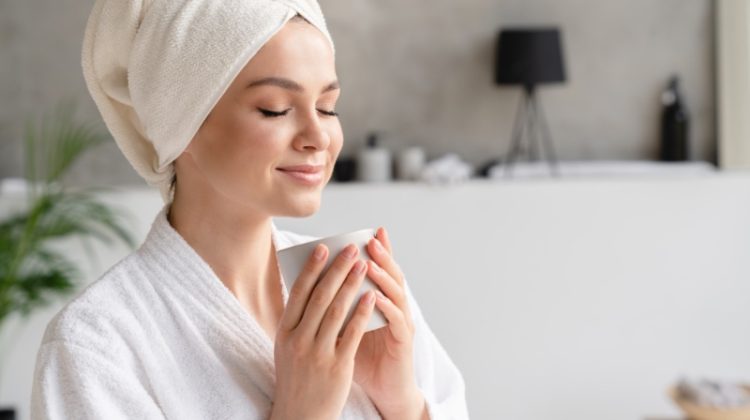 How to Keep Skin Looking & Feeling Healthy in Your 30s