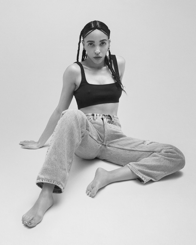 FKA Twigs Jeans Calvin Klein Spring 2023