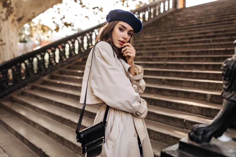 Woman Classic Trench Seasonal Wardrobe