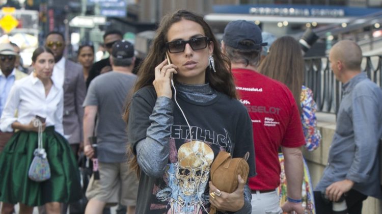 Graphic Tees for Every Interest: Pop Culture, Music, Sports & More