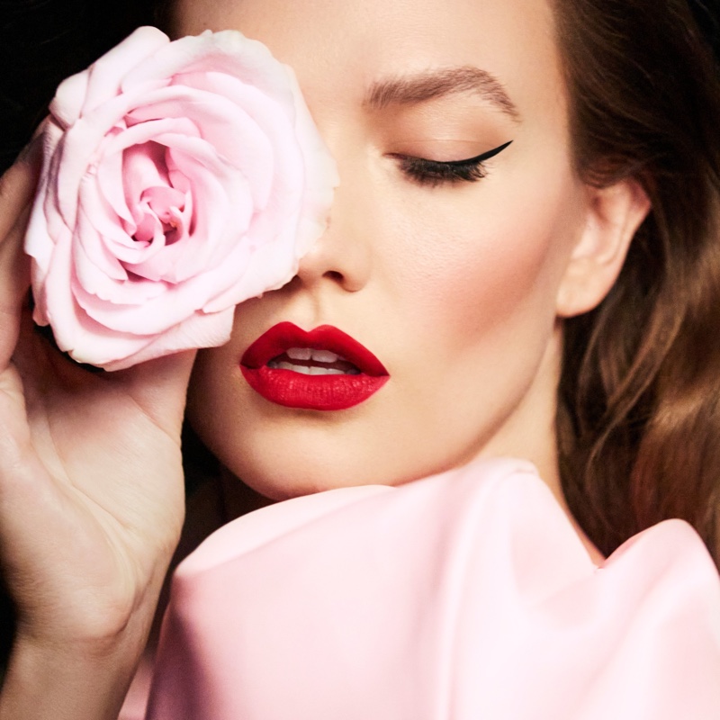 Karlie Kloss Carolina Herrera Red Lipstick