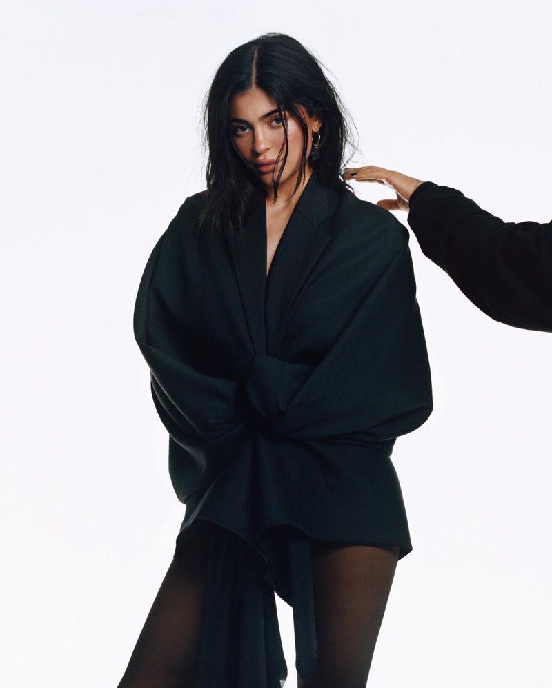 Kylie Jenner dresses in black for Coperni fall-winter 2023 collection.