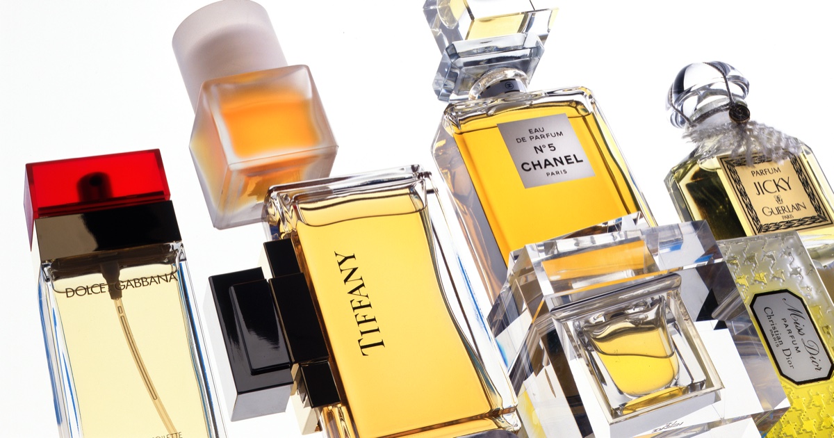 39 Best Perfumes for Women in 2022, According to Allure Editors