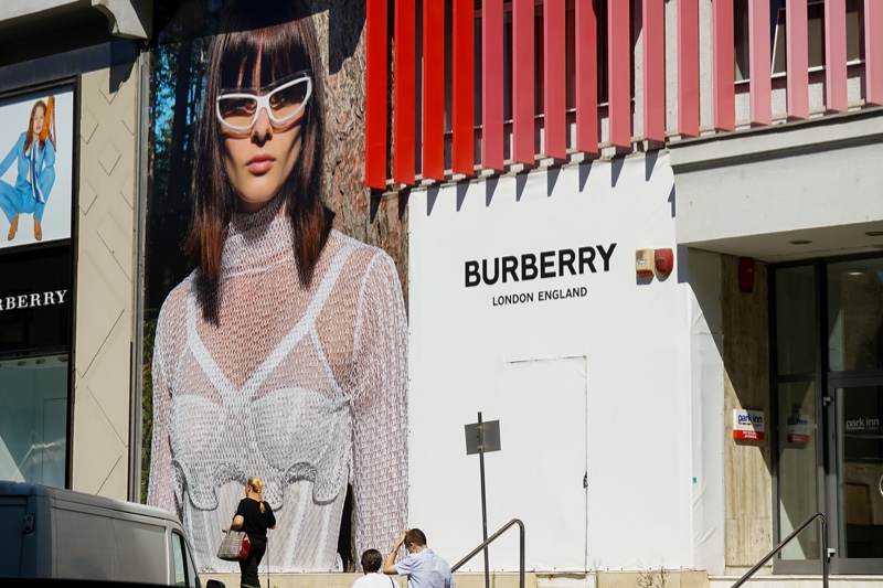 Burberry Ad