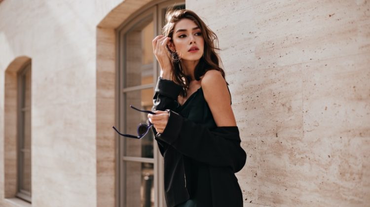 Capsule Wardrobe 101: Everything You Need Know