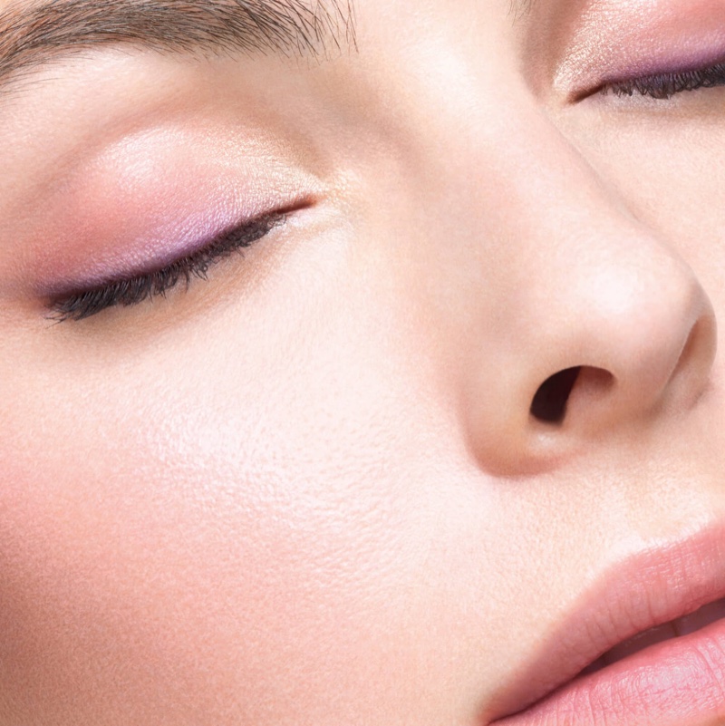 Delices Pastel De Chanel: Makeup with Dreamy Colors