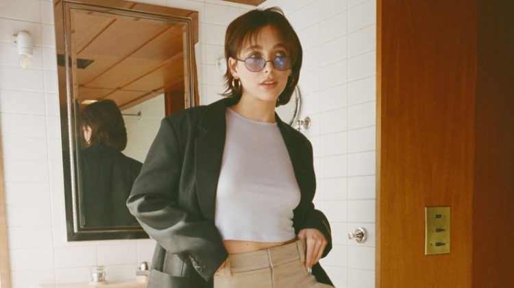 Emma Chamberlain Aritzia 90s Style Spring 2023