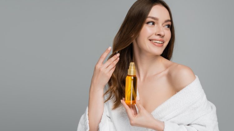 Step-by-Step Guide to Applying Hair Oil for Maximum Effectiveness