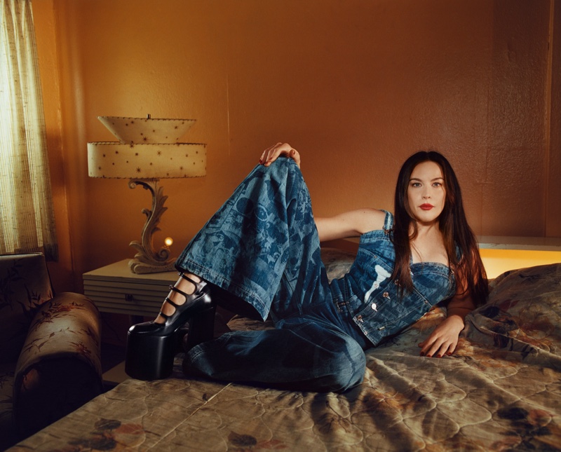 Liv Tyler Denim Outfit Heaven Marc Jacobs Spring 2023