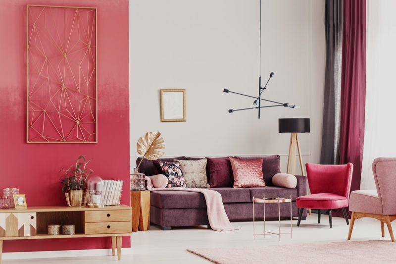 Magenta Tone Room Decor