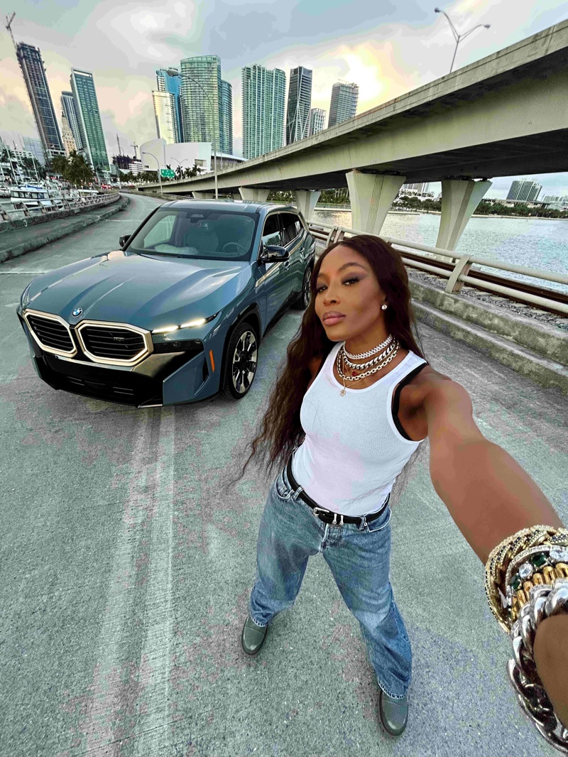 Naomi Campbell BMW XM Selfie