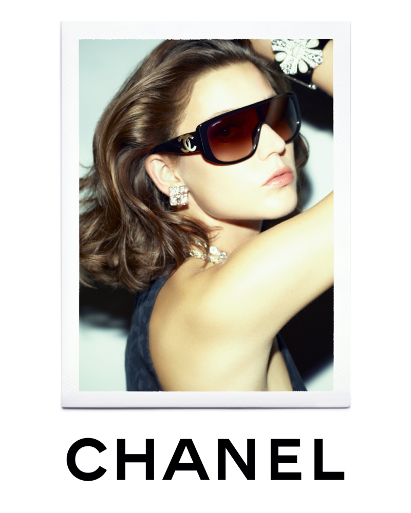 chanel sunglasses big c