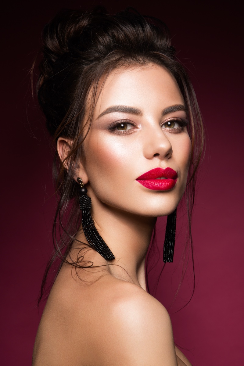Red Lipstick Glam Makeup