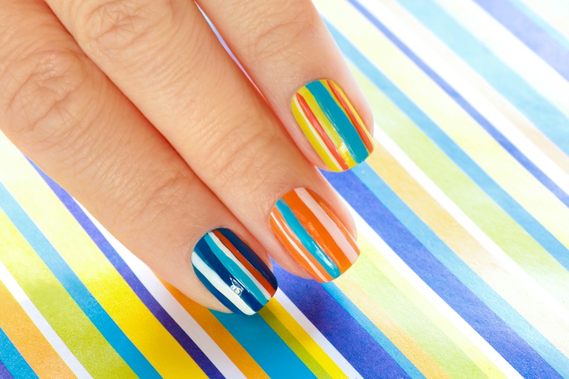 Colorful Stripes Short Nails