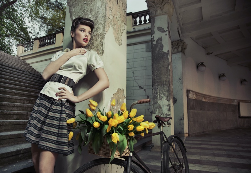 Retro Look Skirt Bicycle