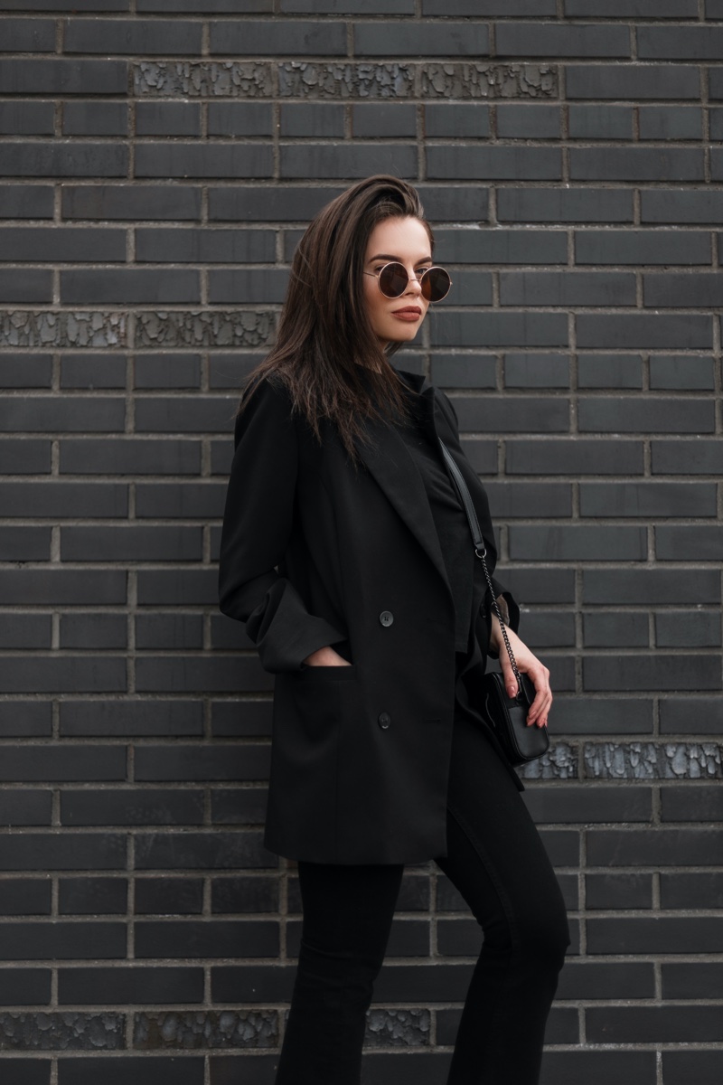 Trendy Black Look Street Style