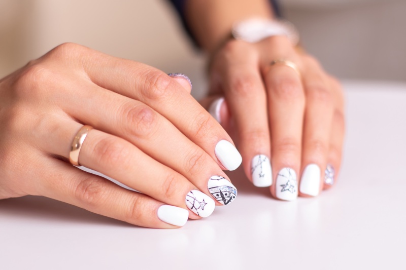 White Silver Stars Short Nails