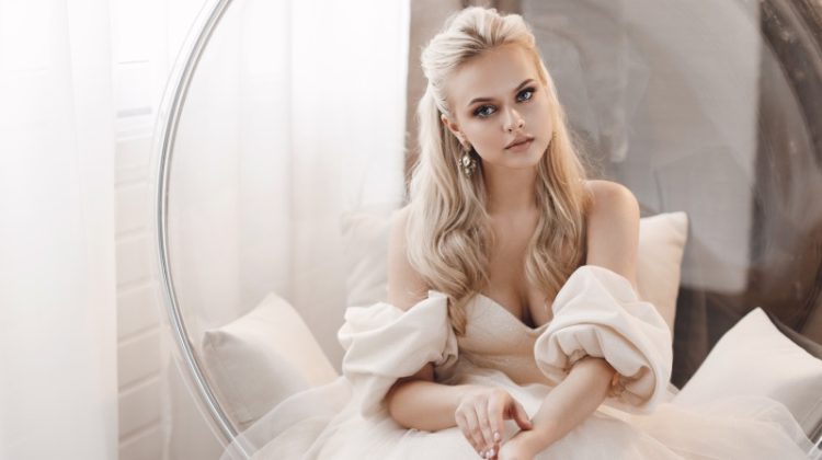 5 Tips to Find Your Dream Wedding Dress at Retail Stores
