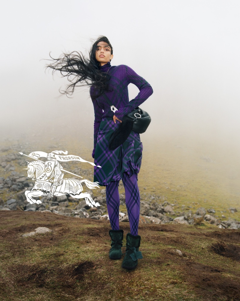 Burberry Purple Outfit Winter 2023