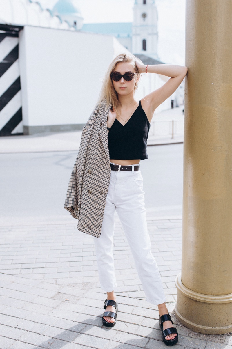 15 Black-Jeans Outfit Ideas — Cute Black-Denim Outfits