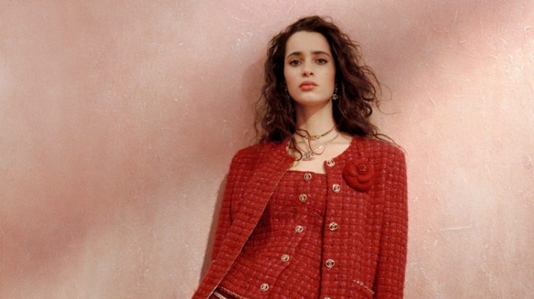 Iman Pérez Shines in Chanel’s Fall 2023 Pre-Collection