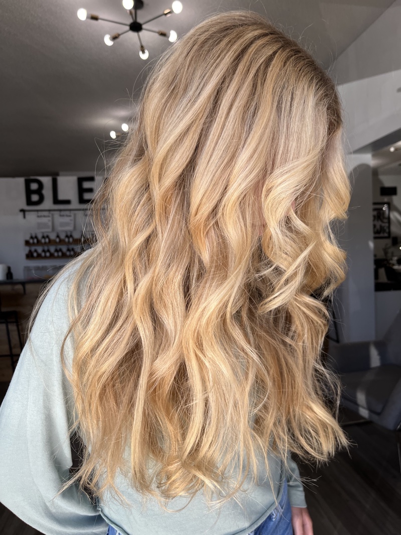 Honey Blonde Hair Color Ideas