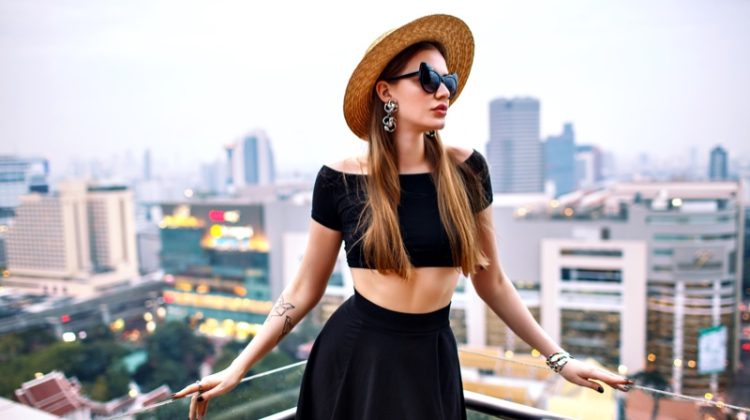 How to Wear a Crop Top & Flaunt Your Midsection