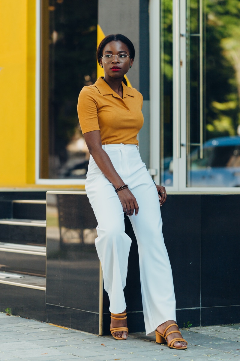 Polo Shirt White Pants Sandals Casual Work Outfits