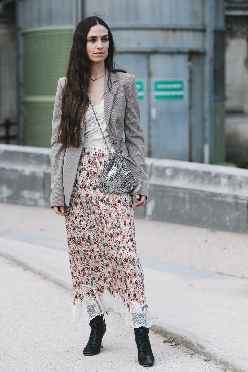 Romantic Skirt Blazer Outfits