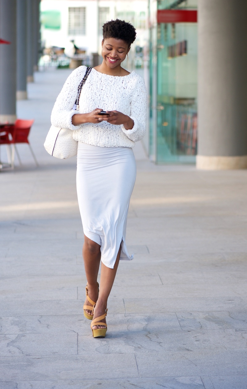 White Sweater Skirt Casual Work Outfits