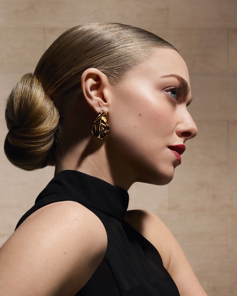 Amanda Seyfried Lancome Louvre Makeup Ad