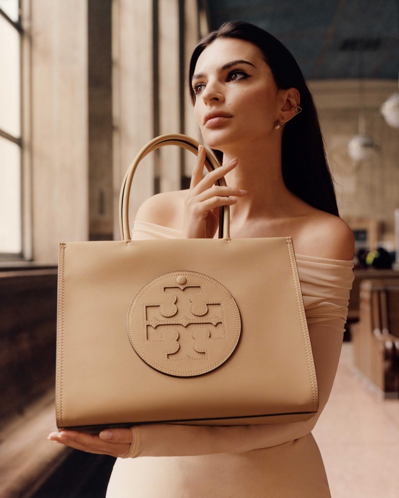 Emily Ratajkowski Tory Burch Bag Fall 2023