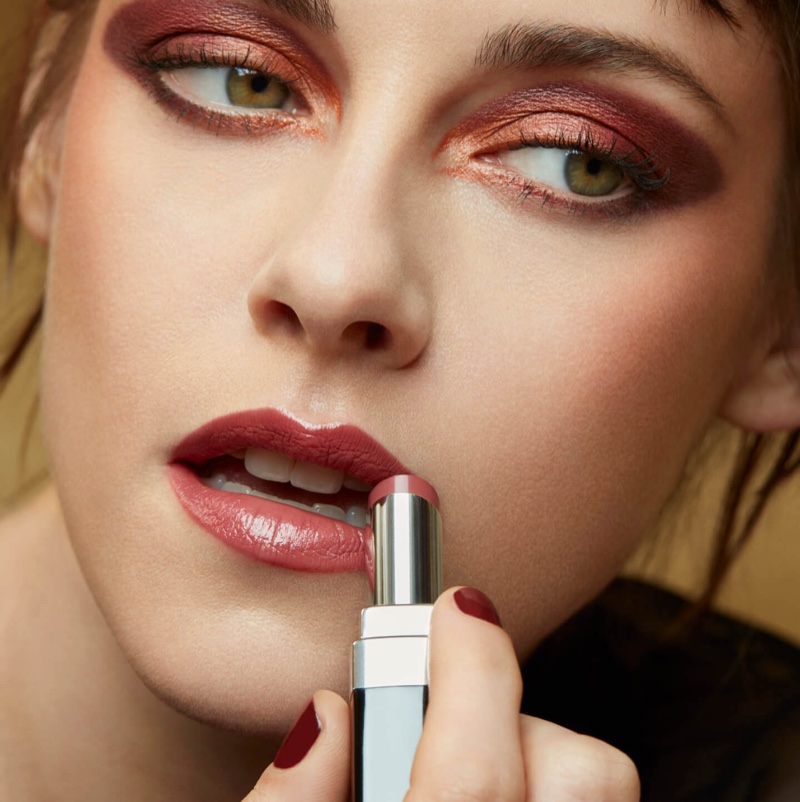 Kristen Stewart Chanel Makeup Lipstick Fall 2023