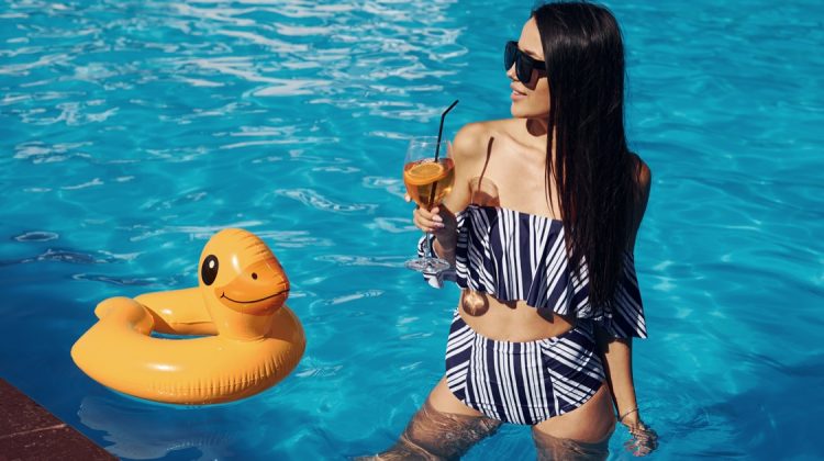 Vacation Wardrobe Essentials for Fashionable Women