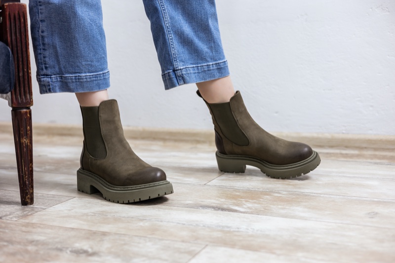 Chelsea Types Boots
