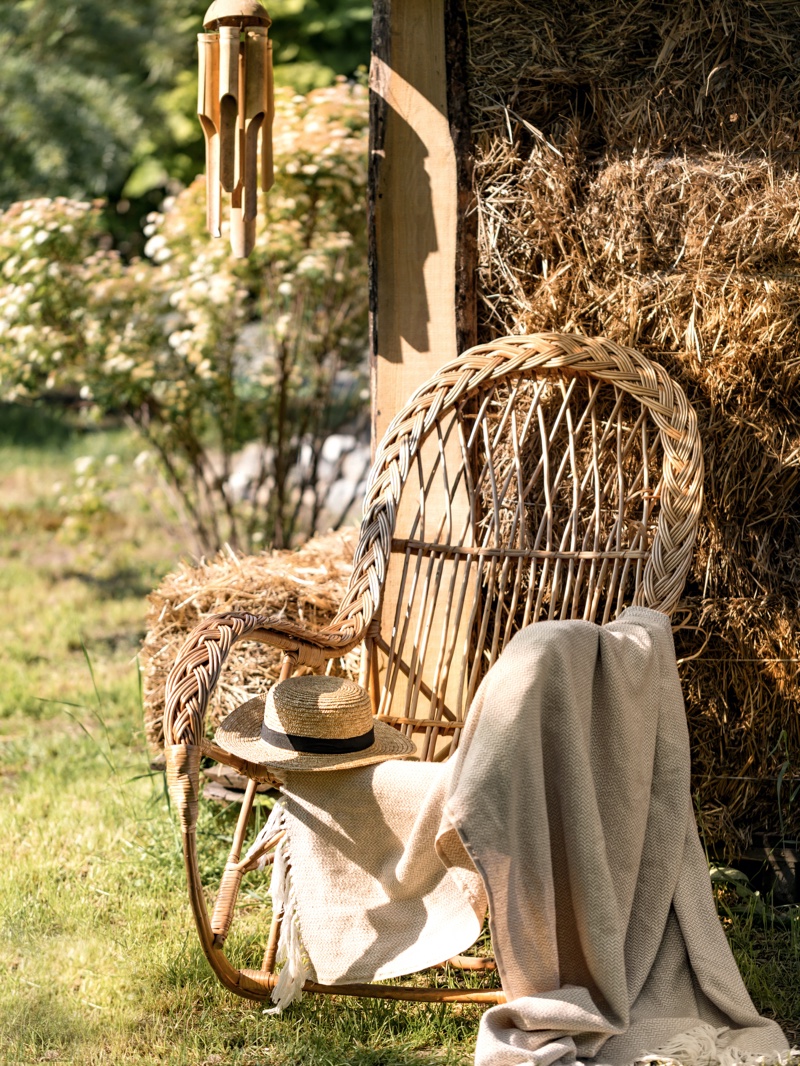 Wicker Chair Decor