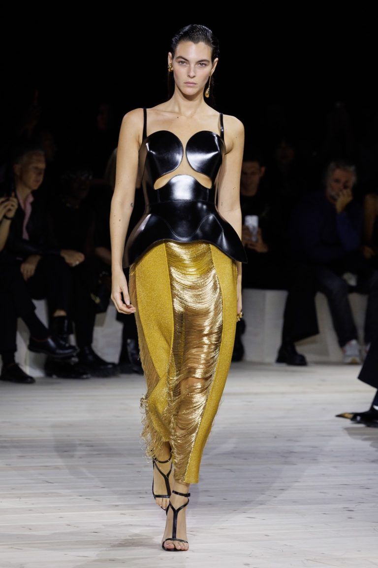 Alexander McQueen Spring 2024 Sarah Burton's Farewell