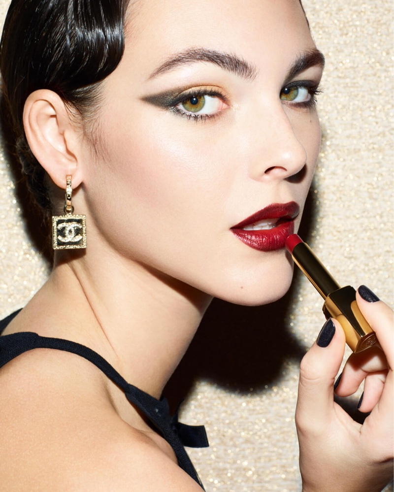 Chanel Rouge Allure L'Extrait lipstick in a vibrant red shade for the holiday season.