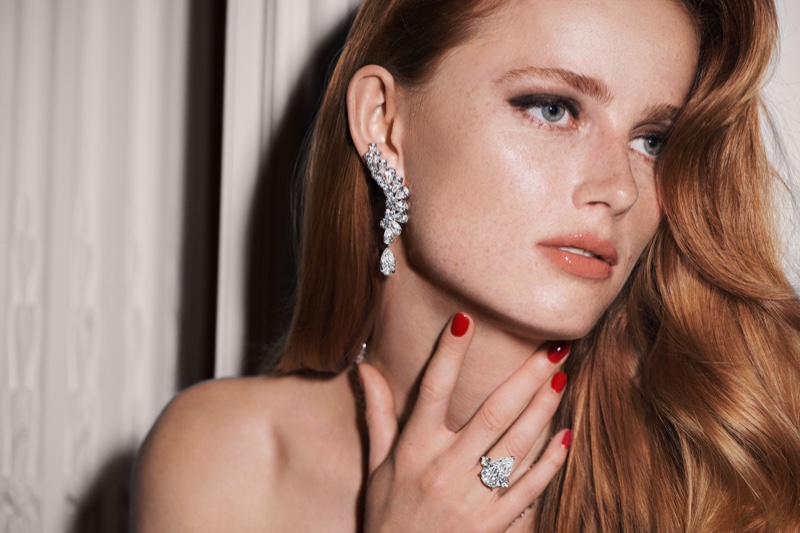 Model Rianne van Rompaey shine in diamonds for Graff's festive season.