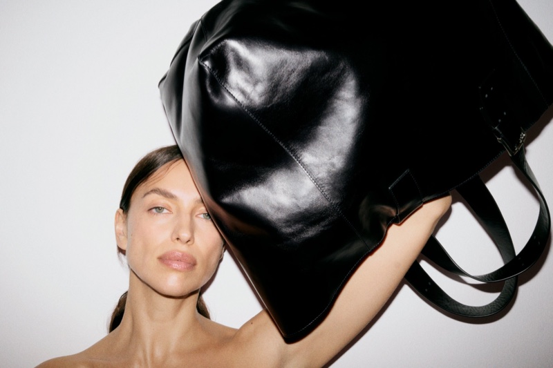 Irina Shayk poses with Zara's oversized leather tote bag.