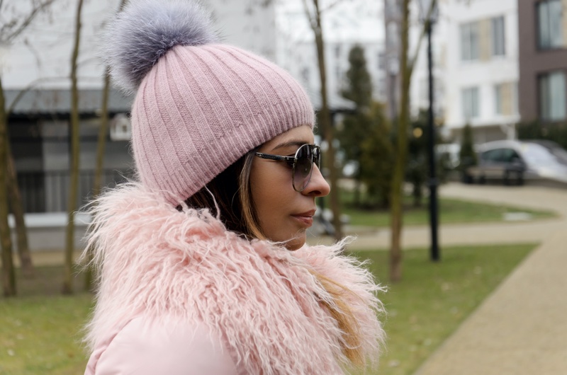 Here's How to Wear a Beanie — 5 Ways to Wear a Beanie 2022