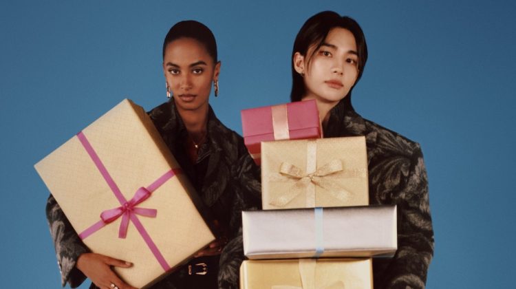 Versace Holiday 2023: Unwrapping Winter Gifts