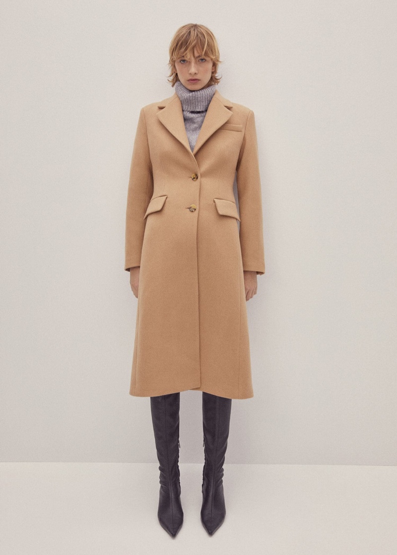 Classic meets contemporary as Mango featured a camel overcoat paired with slouchy knee-high boots and a turtleneck sweater for winter.